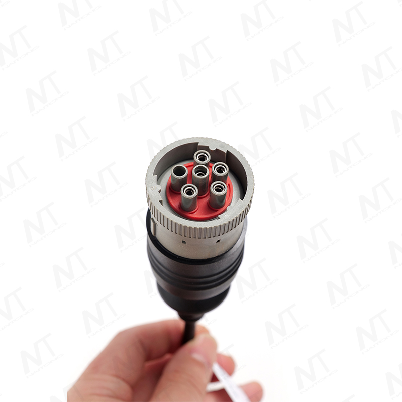 موصل أنثى SAE J1939 إلى موصل مصغر Molex 43025