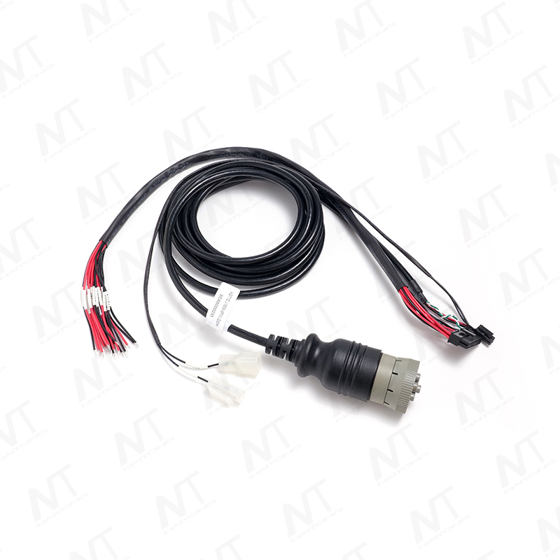 موصل أنثى SAE J1939 إلى موصل مصغر Molex 43025