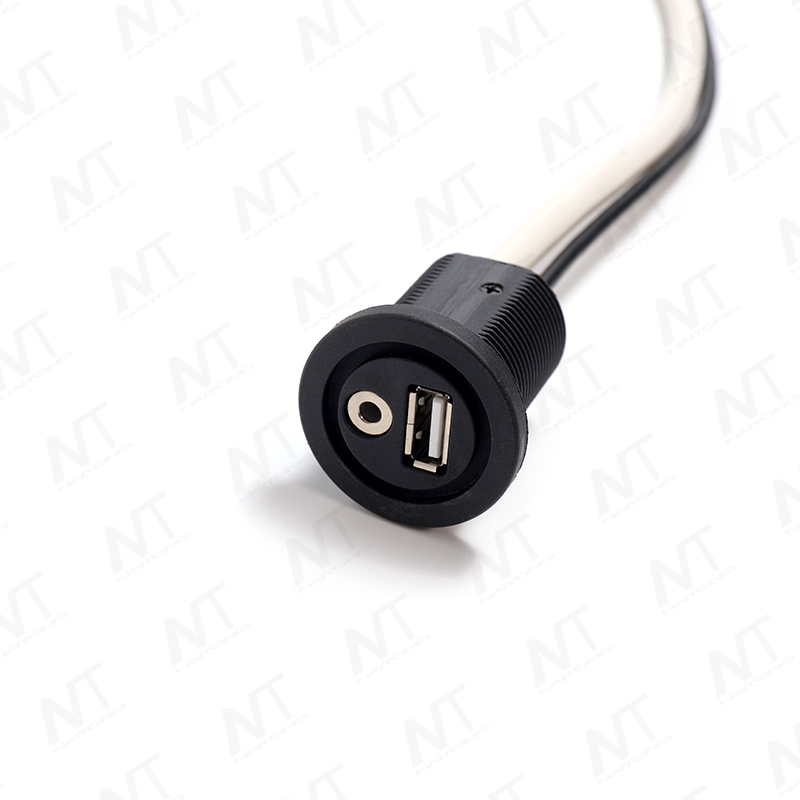 مجموعة أسلاك الصوت المدمجة داخل السيارة/البحرية USB+3.5mm Audio+RCA/RCA