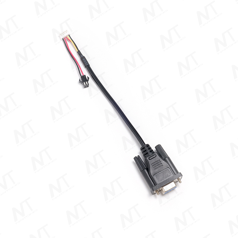 مجموعة أسلاك المنفذ التسلسلي DB9 (RS232)